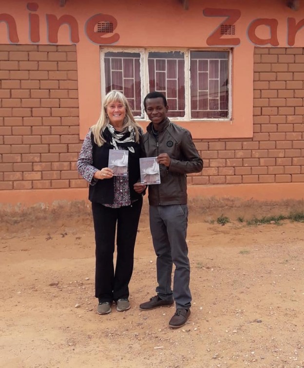 0F4CE1CE-3FBD-471A-8094-0F8153DA51A9